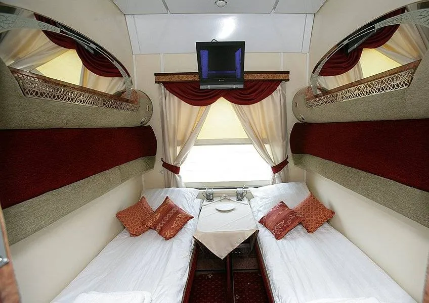 В Индии состоится первый рейс нового люкс-поезда