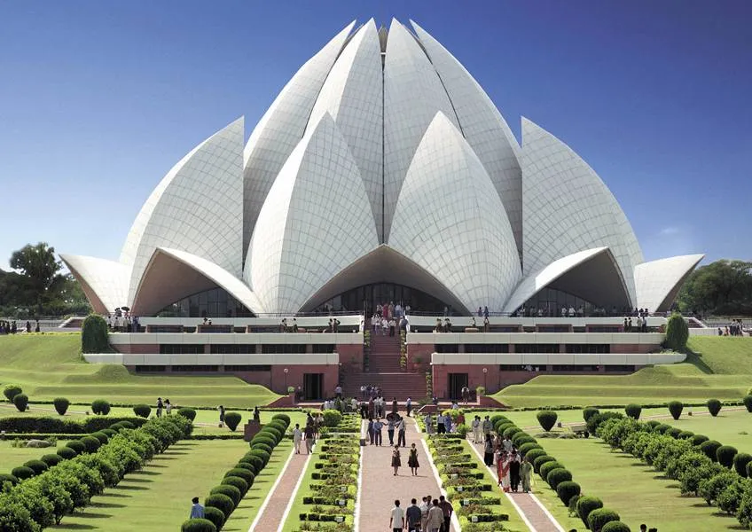 Создатели храма Лотоса в Дели. Бахаи