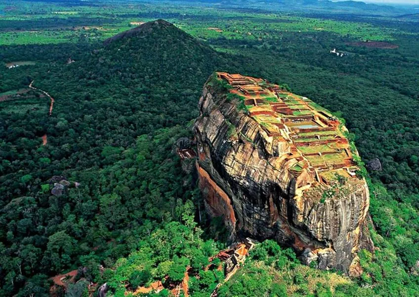 Информационный тур « Золотой Треугольник + Аюрведические курорты Кералы» 