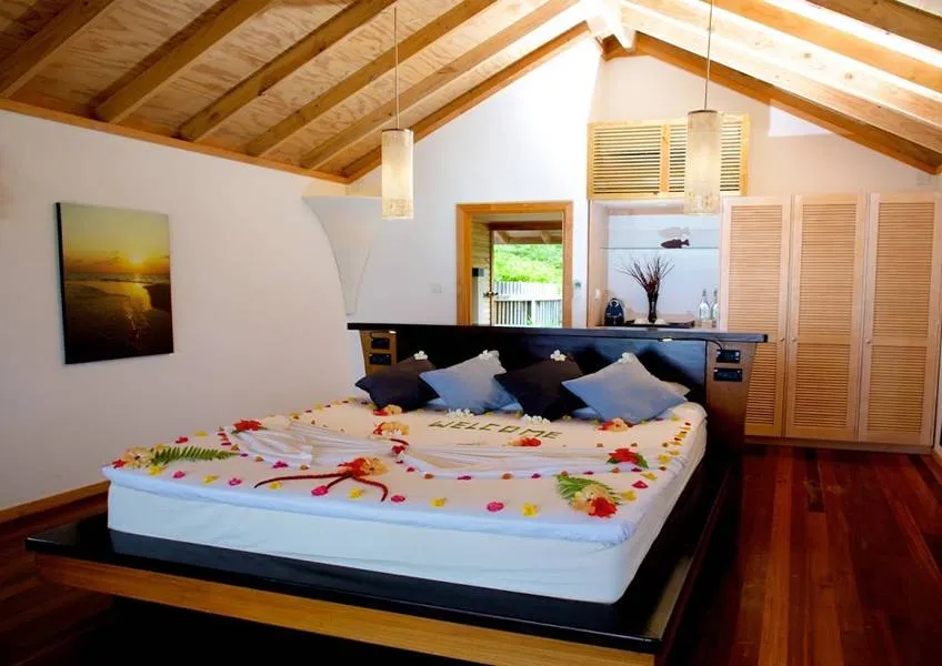 Honeymoon Suite Honeymoon Suite