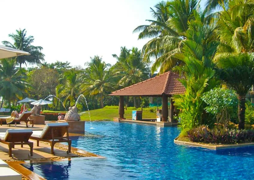 Kenilworth Beach Resort (Кинайлворт) Kenilworth Beach Resort (Кинайлворт)