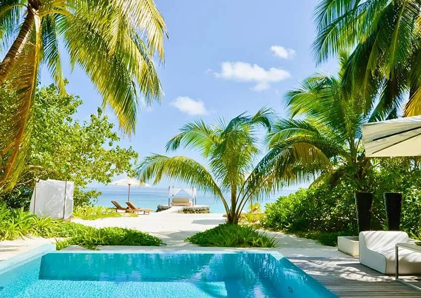 Three Bedroom Cube with pool Three Bedroom Cube with pool