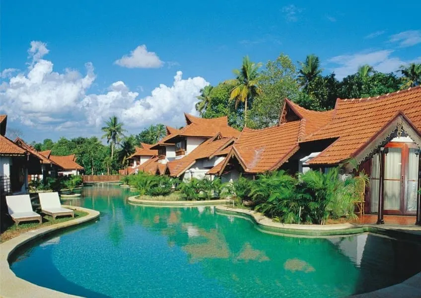 Kumarakom Lake Resort (Кумараком Лэйк Резорт) Kumarakom Lake Resort (Кумараком Лэйк Резорт)