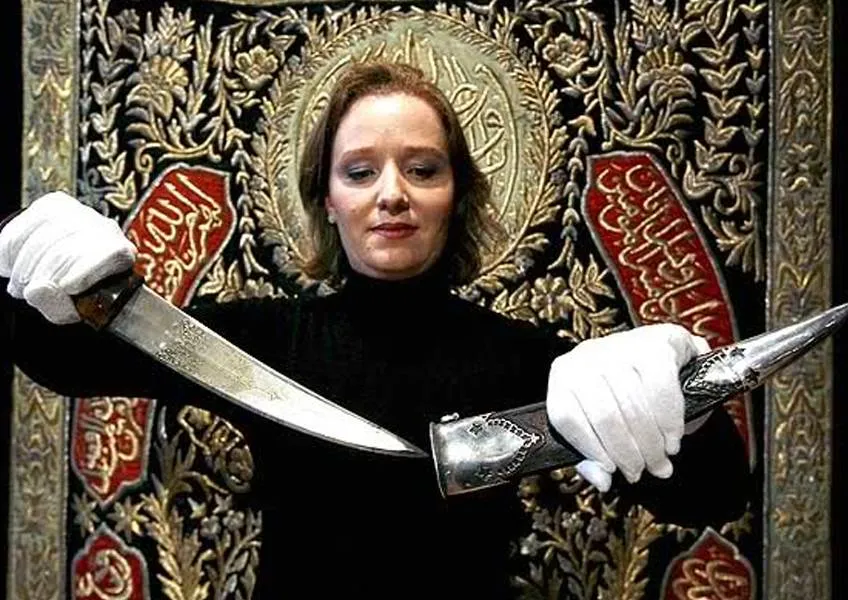 Кинжал строителя Тадж-Махала выставили на аукцион