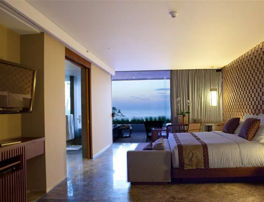 Ocean Front Suite Ocean Front Suite