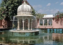 Сад Сэхилион ки Бари