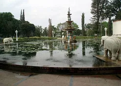 Сад Сэхилион ки Бари