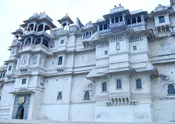 Дворец Джаг Мандир