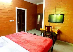 Deluxe Room with balcony