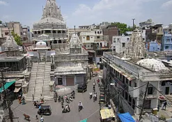 Храм Джагдиш