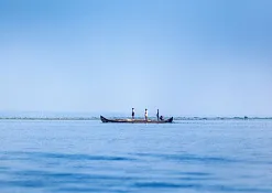 Озеро Вембанад