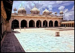 Мечеть Моти Масджид