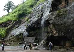 Пещеры Карли