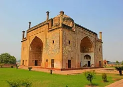 Мавзолей Чини-Ка-Рауза