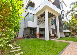 Sixteen Degrees North (Сикстин Дегриис Норт)