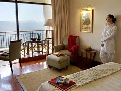 Premium Valley view room