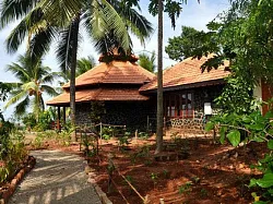 Керальский дом – люкс (Иллам, Мана, Тхараваду и Араппура)