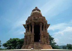 Храм Чатурбуи