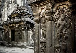 Пещеры Карли