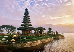 Несколько удивительный балийских храмов