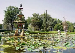 Сад Сэхилион ки Бари