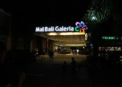 Молл Bali Galeria, Кута